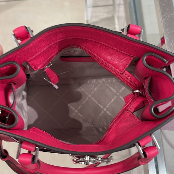 Michael Kors Hamilton Small Satchel Shoulder Crossbody Bag 
Electric Pink
NWT - Picture 10 of 16